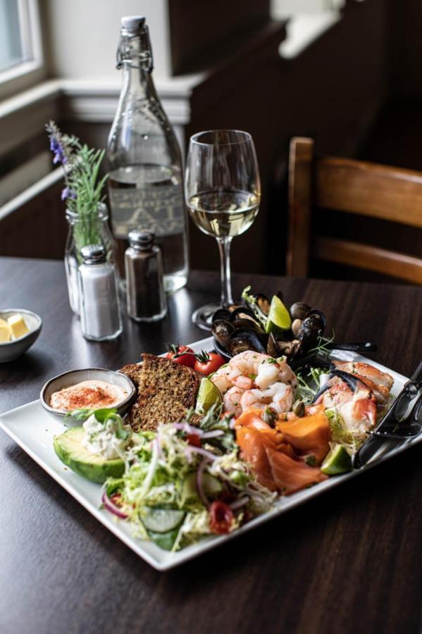 The Bianconi Inn Killorglin Bagian luar foto